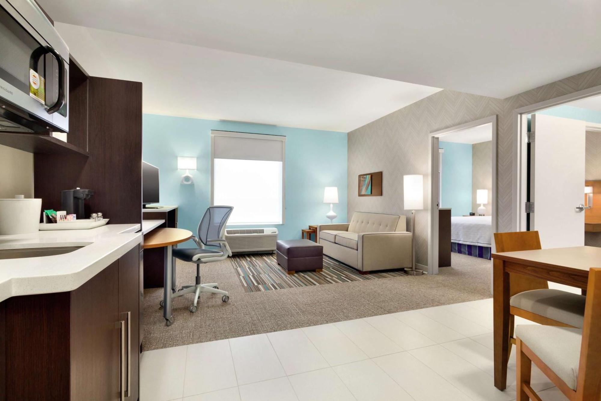 Home2 Suites By Hilton Middletown Exterior photo